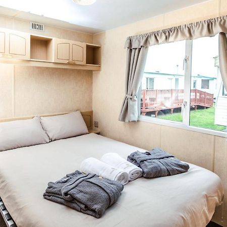 Kings Caravan - Family Groups Only - Very Quiet Park Villa Скегнес Екстериор снимка