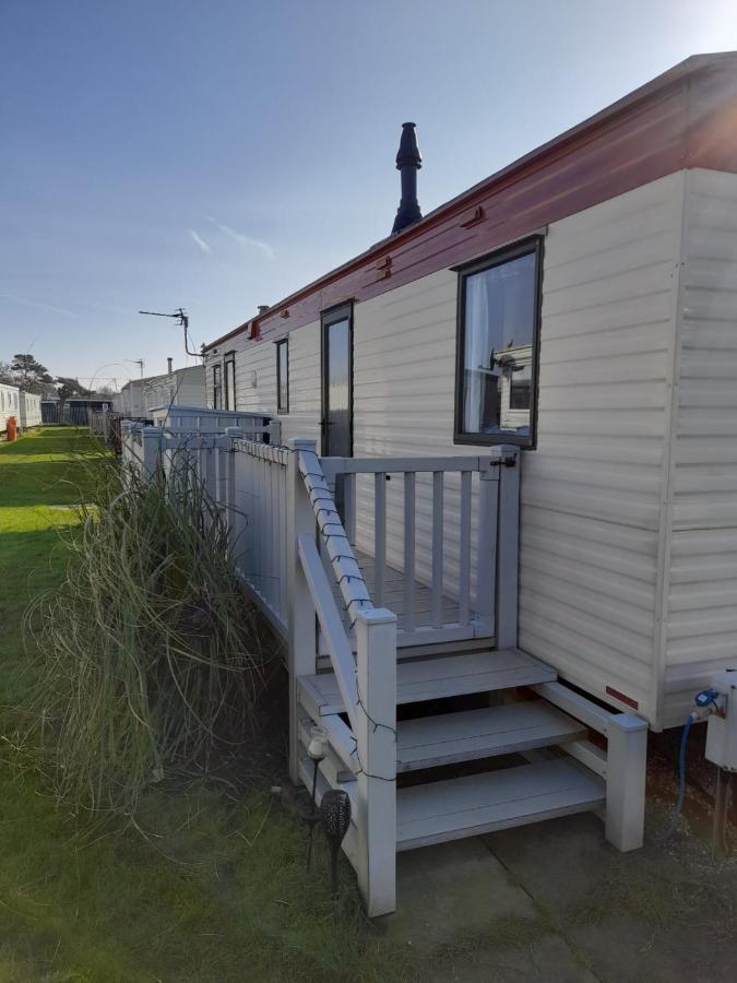 Kings Caravan - Family Groups Only - Very Quiet Park Villa Скегнес Екстериор снимка